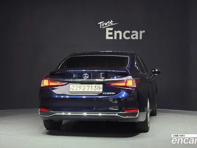 2021 Lexus ES 300h Luxury Plus, фото 4, лот 10223224