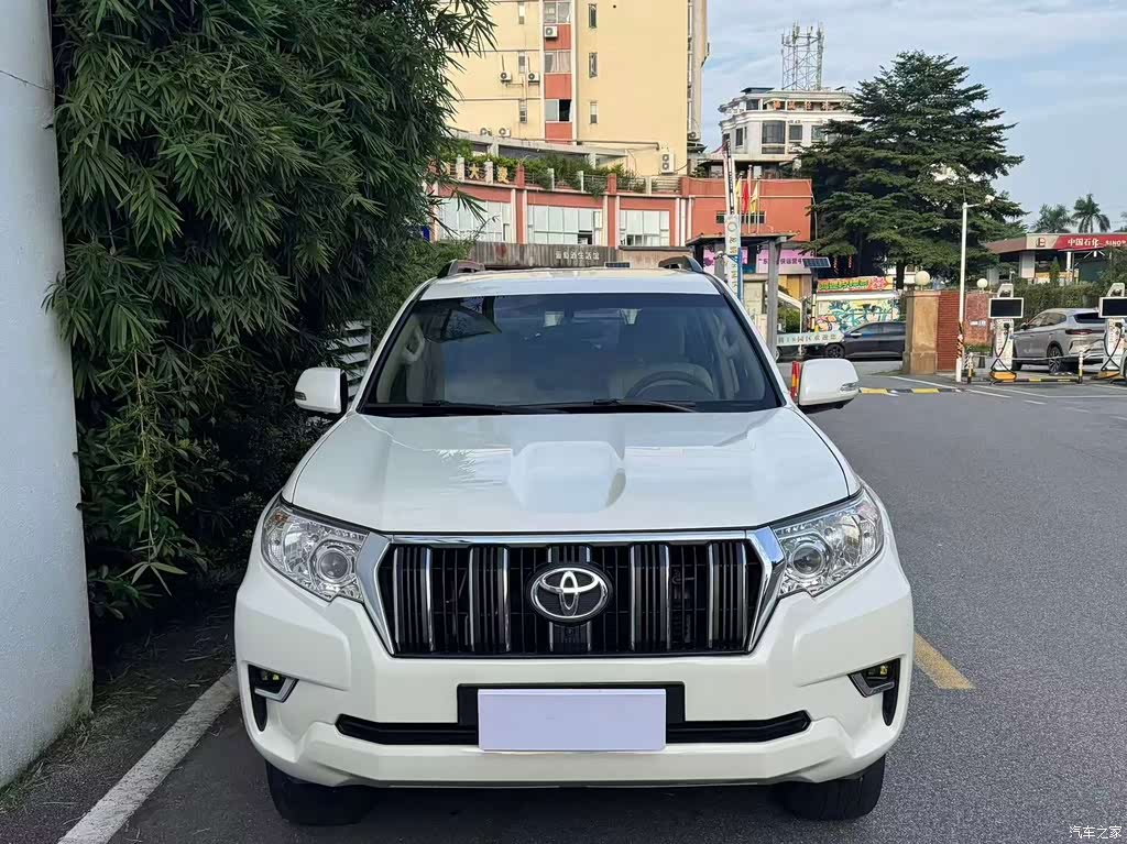 2017 Toyota Prado (Import) Base Model, фото 2, лот 11196217
