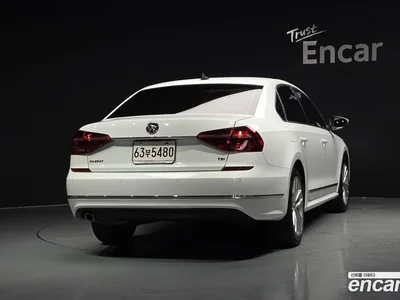 2018 Volkswagen Passat 2.0 TSI, фото 4, лот 10130937