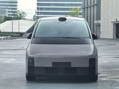2024 Li Auto MEGA Ultra, фото 2, лот 10447038