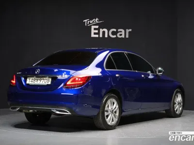 2020 Mercedes-Benz C-Class C200 Avantgarde, фото 1, лот 10047073