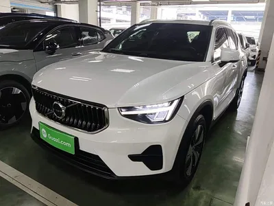 2024 Volvo XC40 B3 Smart Elite Luxury Edition, фото 1, лот 11007568