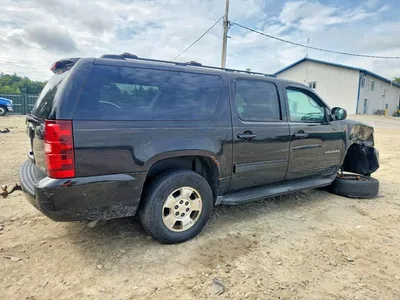 2011 CHEVROLET SUBURBAN C1500 LS, фото 3, лот 10708825