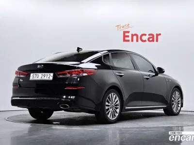 2019 Kia K5 2.0, фото 1, лот 10069590