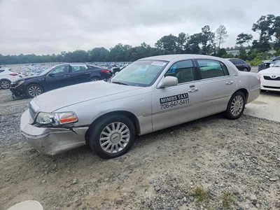 2005 LINCOLN TOWN CAR SIGNATURE, фото 1, лот 10876676