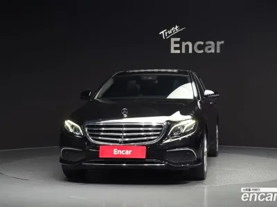 2018 Mercedes-Benz E-Class E300 4MATIC Exclusive Standard, фото 3, лот 10164434