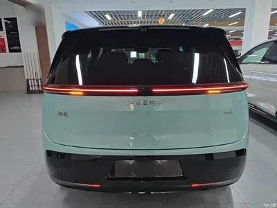 2025 ZEEKR MIX Smart Driving Edition, фото 4, лот 10305650