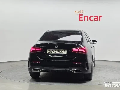 2020 Mercedes-Benz A-Class A220 Sedan, фото 2, лот 10038318