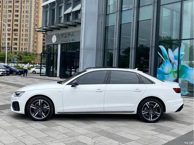 2022 Audi A4L 40 TFSI Luxury Dynamic, фото 3, лот 10605573