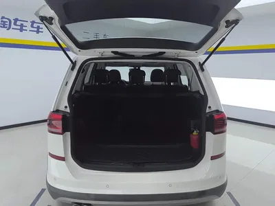 2018 Volkswagen Touran L 280TSI DSG Frontier Edition 7-Seater China V, фото 4, лот 10886635