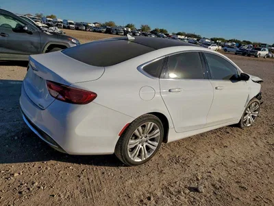 2016 CHRYSLER 200 LIMITED, фото 3, лот 10869270