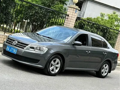 2013 Volkswagen Lavida Facelift Classic 1.6L Automatic Trend, фото 1, лот 11181680