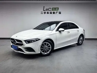 2023 Mercedes-Benz A-Class A 200 L Dynamic, фото 1, лот 10282423