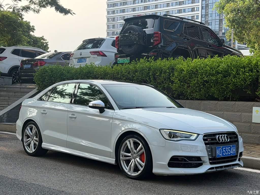 2015 Audi S3 2.0T Limousine, фото 3, лот 11174439