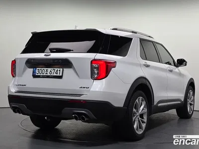 2021 Ford Explorer 3.0 Platinum 4WD, фото 2, лот 10128843