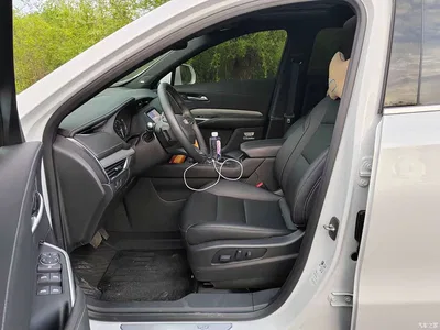 2021 Cadillac XT4 28T FWD Premium Edition, фото 4, лот 10804277
