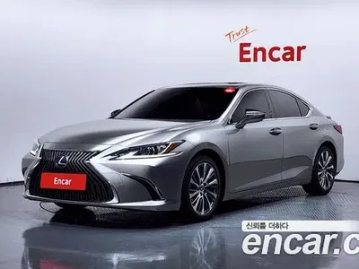 2019 Lexus ES 300h Luxury, фото 1, лот 10033039