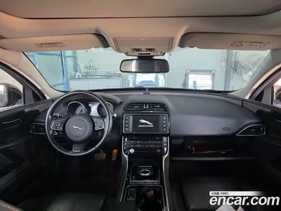 2016 Jaguar XE 20d Prestige, фото 3, лот 10117936