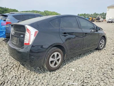 2013 TOYOTA PRIUS TWO, фото 3, лот 10582703