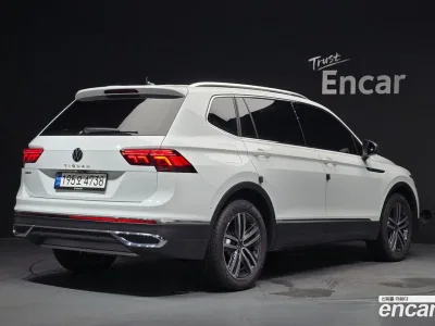 2023 Volkswagen Tiguan 2.0 TSI Prestige, фото 2, лот 10525817