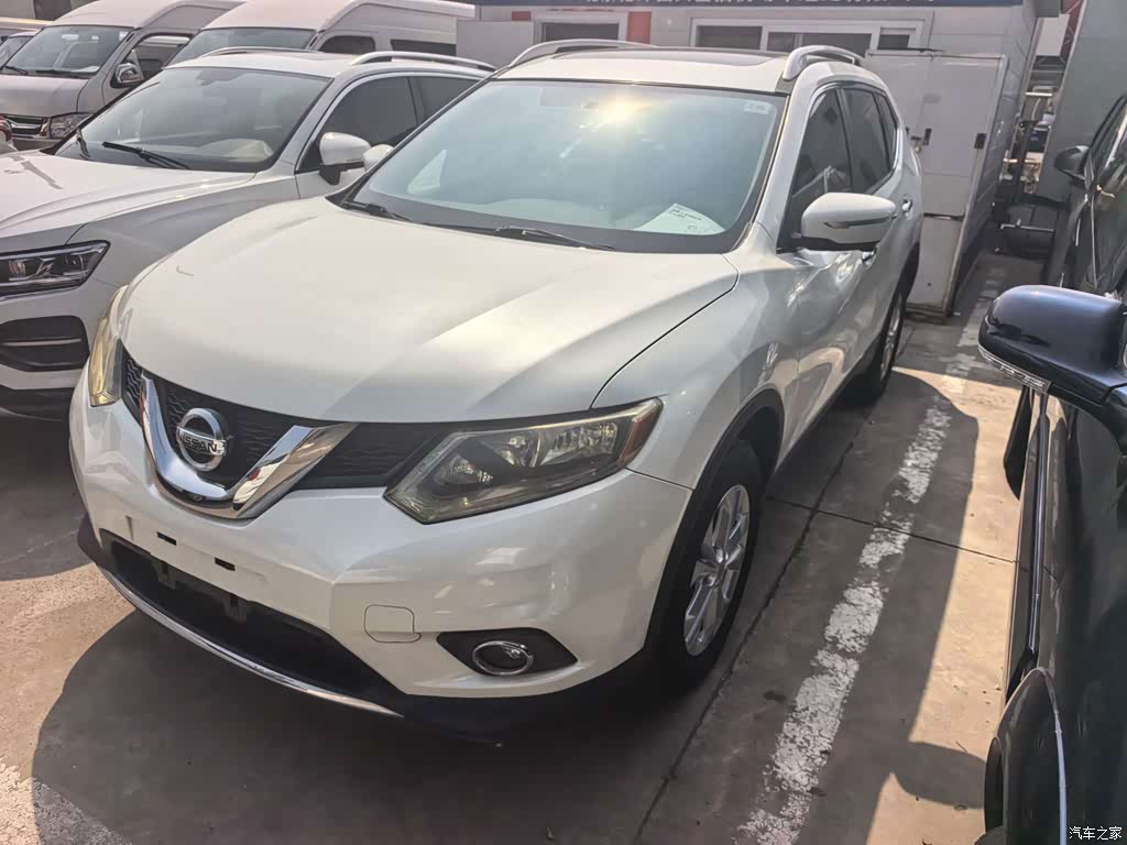 2014 Nissan X-Trail 2.5L CVT Luxury Edition 4WD, фото 1, лот 11230317