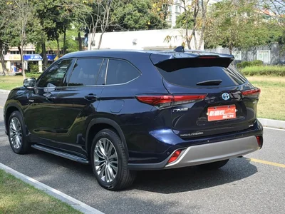 2022 Toyota Highlander Model Dual Engine 2.5L 4WD Premium Edition 7-Seater, фото 4, лот 10286394