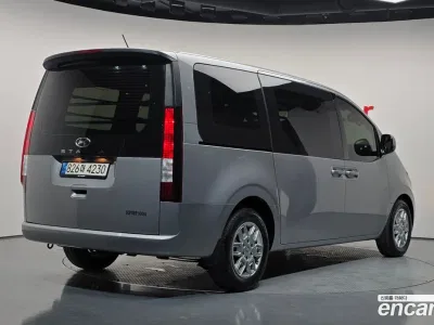 2022 Hyundai Staria Cargo 3-Seater, фото 2, лот 10393463