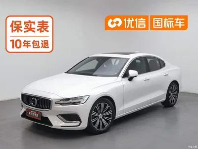 2020 Volvo S60 T4 Momentum Luxury Edition, фото 1, лот 10352510