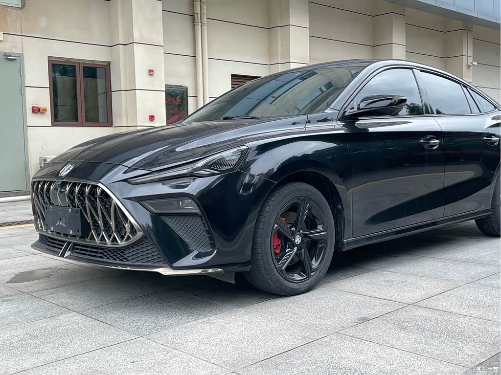 2022 MG MG5 Scorpio 1.5T Trophy Sport Luxury Edition, фото 1, лот 10354664