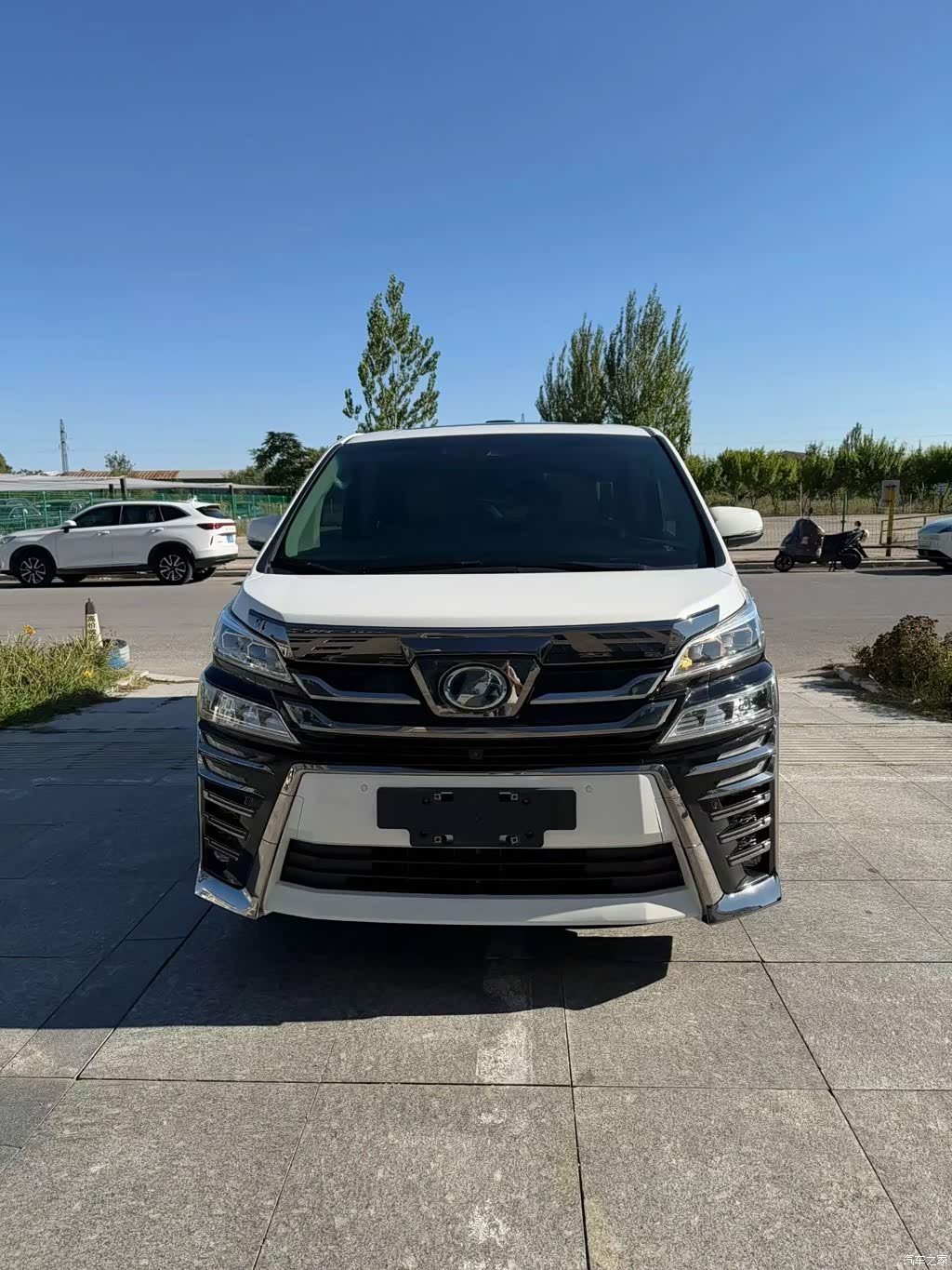 2020 Toyota Vellfire Twin Engine 2.5L HV Premium Edition, фото 2, лот 11215898
