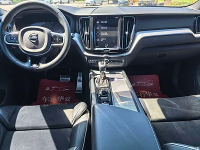 2018 Volvo XC60 T5 AWD Inscription Sport Edition, фото 4, лот 10365869