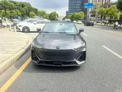 2023 Changan UNI-V 1.5T Luxury Edition, фото 2, лот 10250891