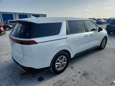 2024 KIA CARNIVAL LX, фото 3, лот 10701021