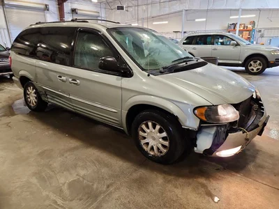 2003 CHRYSLER TOWN & COUNTRY LXI, фото 4, лот 10977390