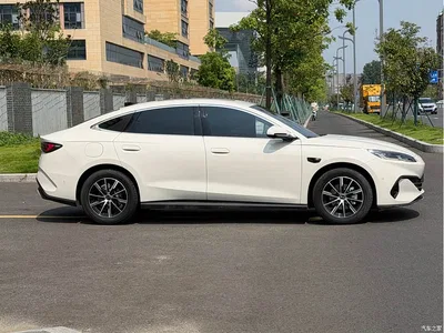2025 BYD Seal 06 New Energy DM-i Smart Drive Edition 120KM Prestige, фото 4, лот 10272983