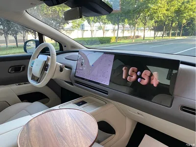 2025 Li Auto Li i8 Standard Edition, фото 4, лот 10822339