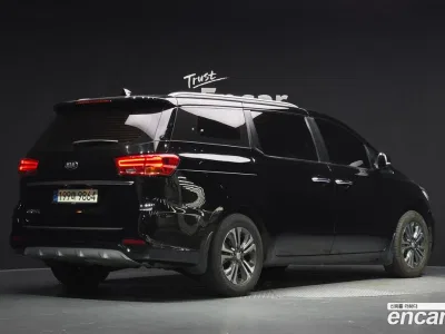 2019 Kia Canival 9-Seater Luxury, фото 2, лот 11184155