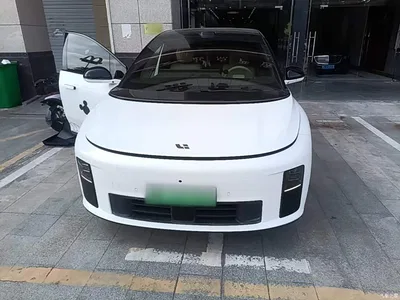 2025 Li Auto i6 2WD Base Model, фото 3, лот 11087839