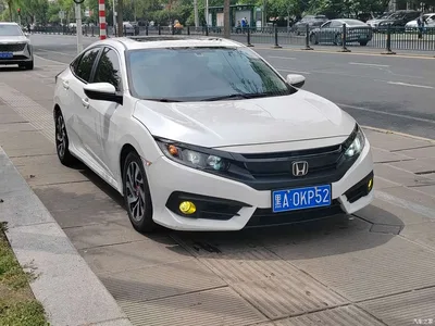 2016 Honda Civic 220TURBO CVT Luxury Edition, фото 1, лот 10414704