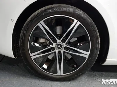 2024 Mercedes-Benz A-Class A220 Sedan, фото 4, лот 10041246