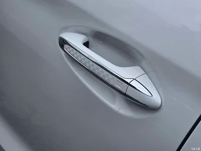 2023 Hongqi HS5 2.0T AWD Flag Enjoy Pro Edition, фото 4, лот 10287044