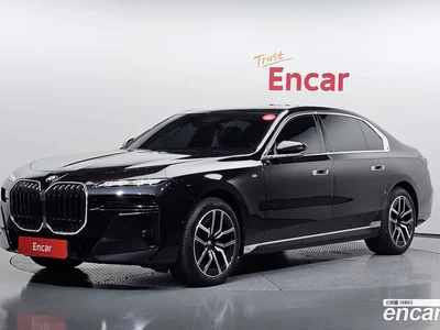 2023 BMW 7-Series 740i sDrive M Sport, фото 1, лот 10144299