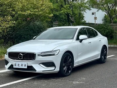 2022 Volvo S60 B4 Smart Vision Luxury Edition, фото 1, лот 10399662