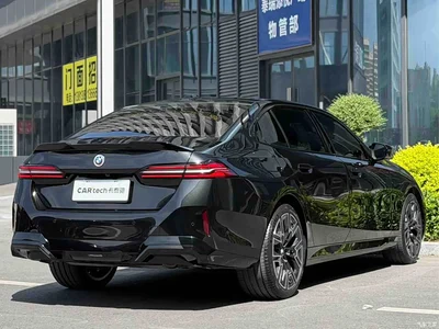 2026 BMW 5 Series 530Li Exclusive M Sport Package, фото 3, лот 10611895