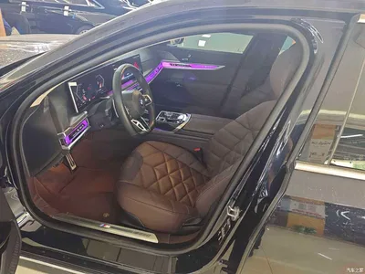 2023 BMW 7 Series Model 735Li M Sport Package, фото 4, лот 10459592