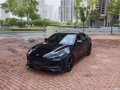2022 Changan UNI-V 1.5T Premium Model, фото 1, лот 10249142