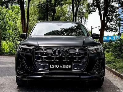 2025 Audi Q7 45 TFSI quattro S line Black Warrior, фото 2, лот 10235032