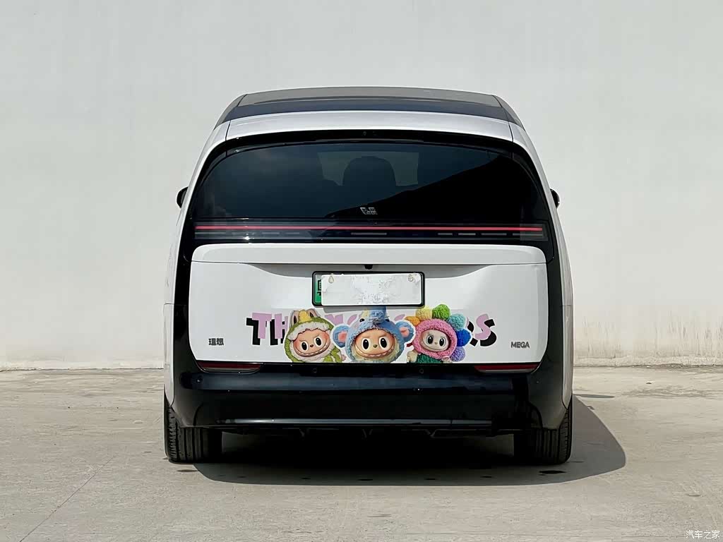 2025 Li Auto MEGA Model Home Family Special Edition, фото 3, лот 11216370