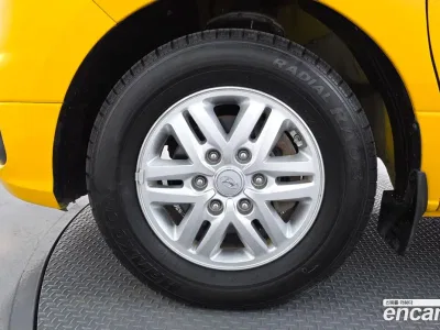 2021 Hyundai Starex Van 5-Seater, фото 4, лот 10181511