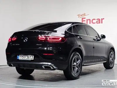 2021 Mercedes-Benz GLC-Class GLC300e 4MATIC Coupe, фото 1, лот 10063534